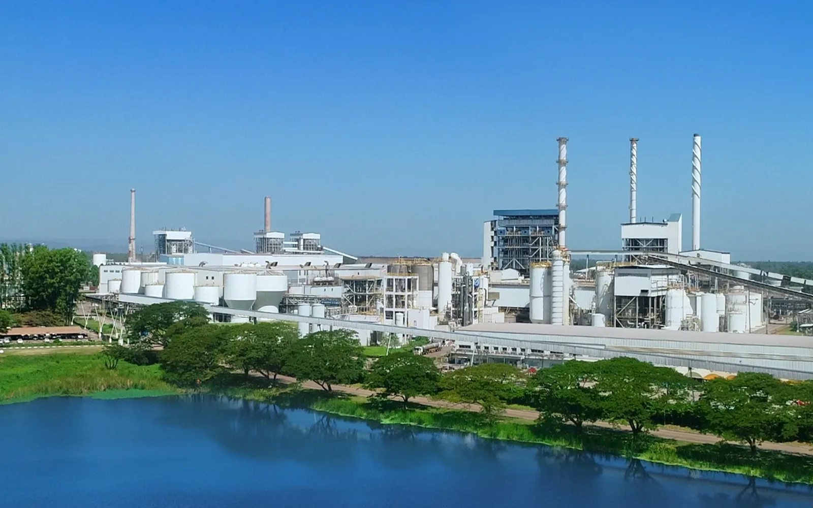 Aerial view of an integrated manufacturing and processing facility
